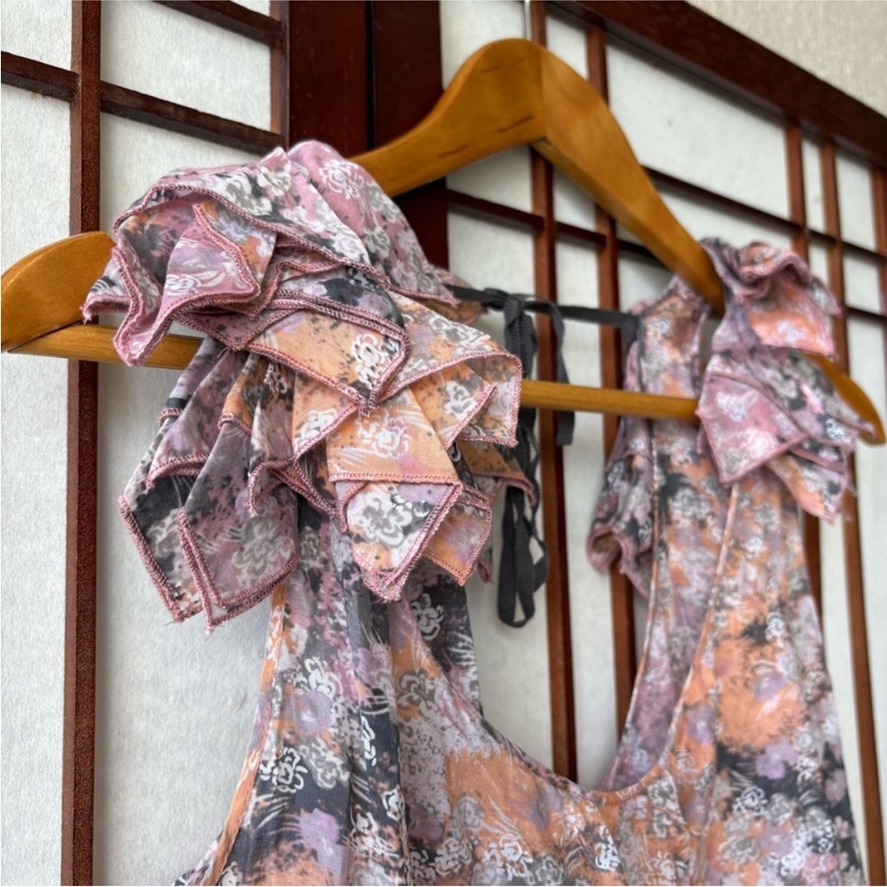 Banana Republic Matte Silk Floral Sleeveless Top with Bow- Fringe Details - Picture 3 of 8